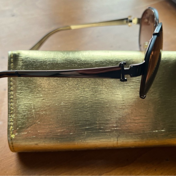 Tory Burch Aviators main image 4